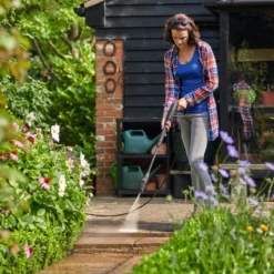 Bosch UniversalAquatak 135 High-Pressure Washer 18 Bosch UniversalAquatak 135 High-Pressure Washer -Garden & Outdoors 12885390 1104960722769371