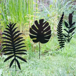 Jungle Black Ground Stakes - 45cm (Assorted Designs) -Garden & Outdoors 13981010 2095005324325265